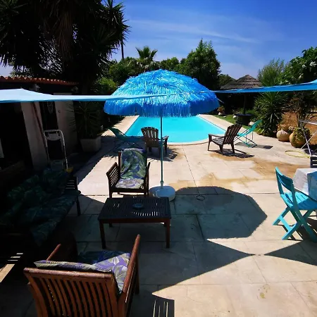 別荘 Rez De Chaussee De Maison 2 Chambres, Piscine Privee
